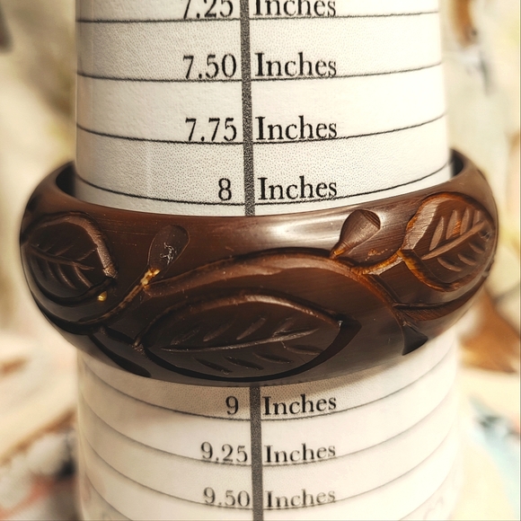 Brown Leaves Leave Carved Brown Plastic Lucite Vintage Bracelet No Seams - Picture 6 of 7